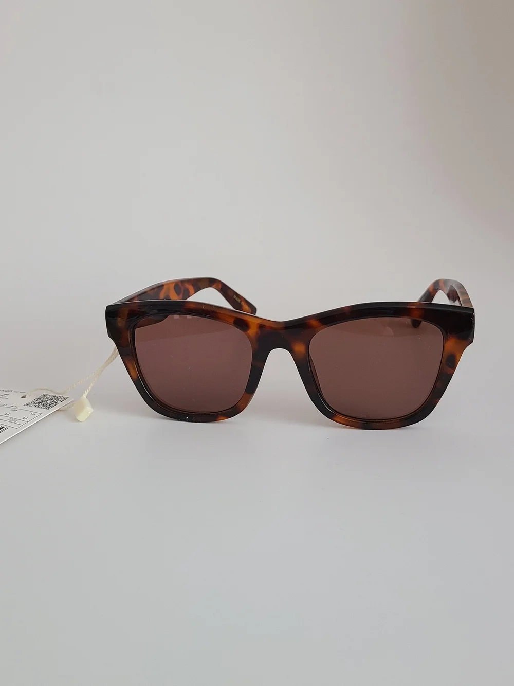 Mango chic tortoiseshell